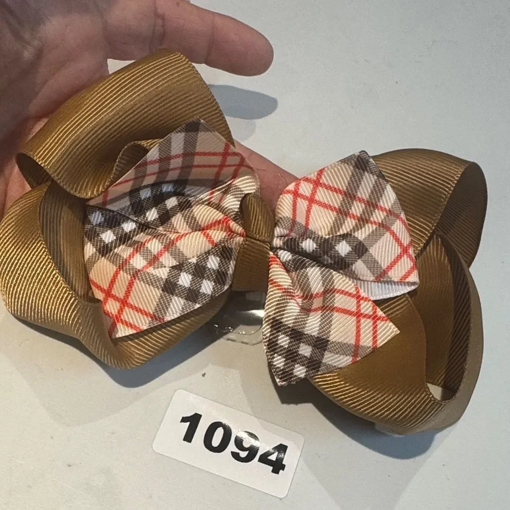 1094 Brown Plaid alligator clip hair bow